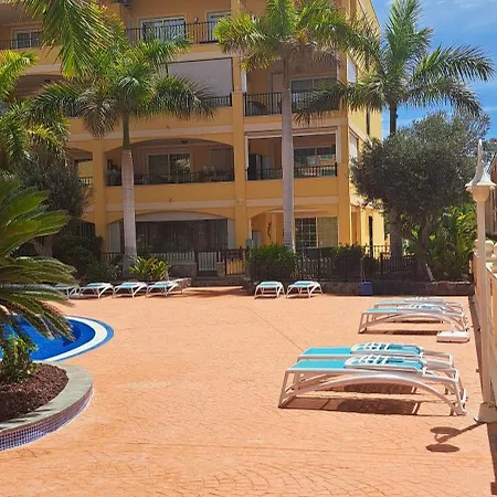 Casa Leona Апартаменты *